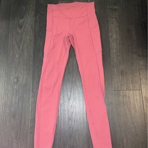 LULULEMON pink leggings w/ pockets on legs size 2